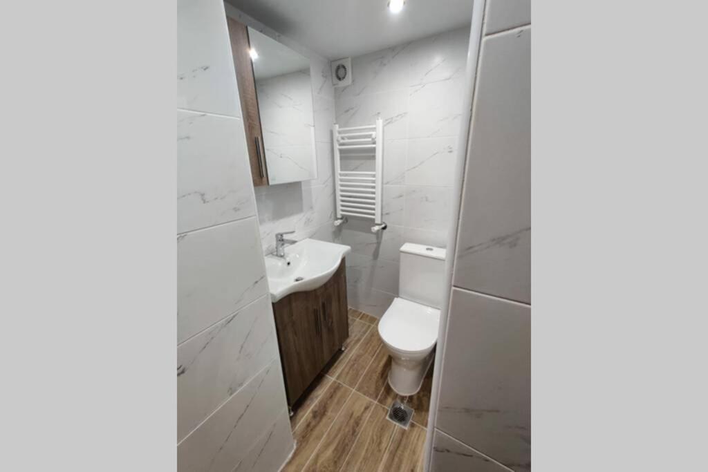Industrial Loft Near Seaside W 200Mbps Appartement Thessaloniki Buitenkant foto